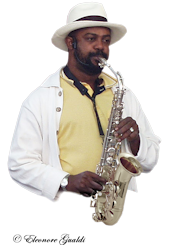 Saxophonist_T120120Mini